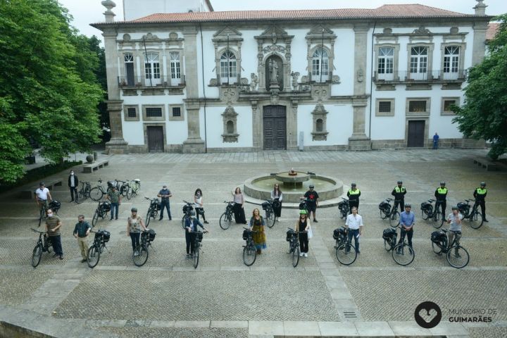 Município de Guimarães adquiriu bicicletas elétricas para partilha entre serviços