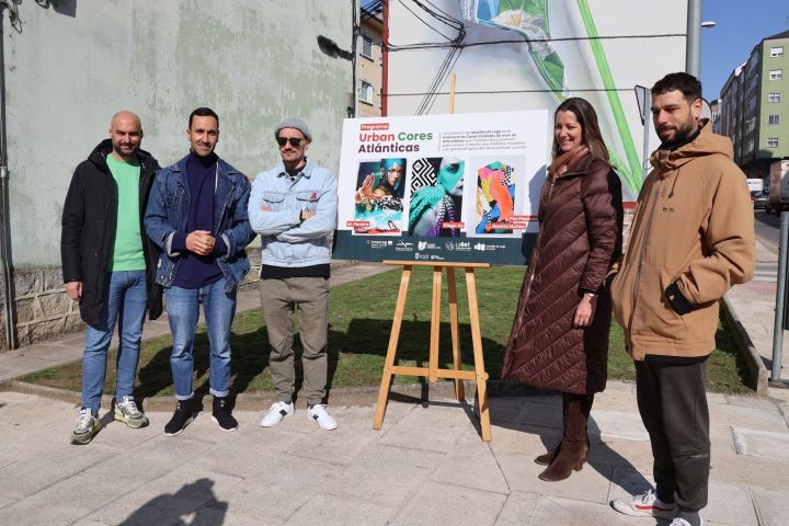Lara Méndez presenta tres novas obras de grandes muralistas urbanos para avanzar no embelecemento das Casas Sindicais