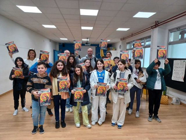 O alumnado de Santiago de Compostela e de Santa María da Feira intercambian experiencias dentro do programa "Vivir nos municipios do Eixo Atlántico"