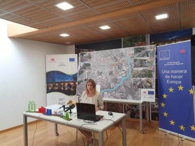 Lara Méndez apresenta a primeira ciclovia verde de Lugo