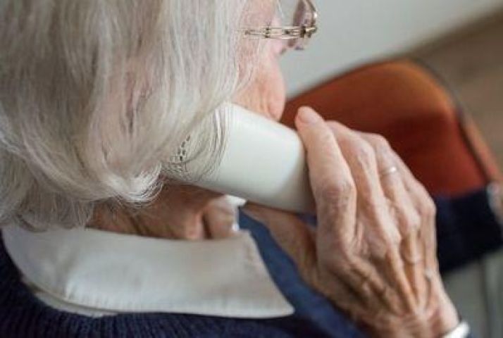 Narón habilita un servicio de atención telefónica para mayores