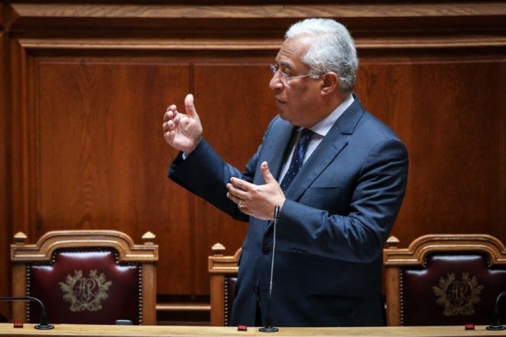 O Conselho de Ministros aprova o decreto para a prorrogação do estado de emergência em Portugal