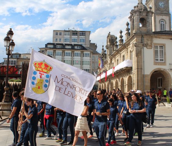 Comezan os Xogos do Eixo Atlántico co gran desfile dos participantes polas rúas de Lugo