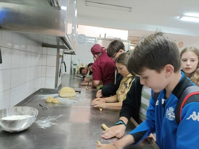 Alumnos do 5º e 6º anos da Coruña están en Santa Maria da Feira no ámbito dun intercambio promovido polo Eixo Atlántico
