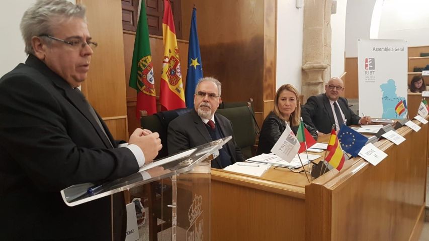 La RIET defiende la necesidad de equilibrar las infraestructuras entre la Fachada Atlántica y Mediterránea