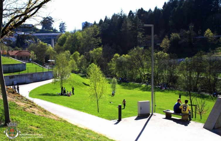 Um roteiro e uma app para explorar o parque Corgo de Vila Real