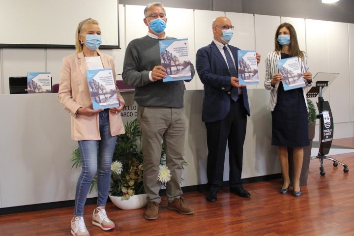 O Barco de Valdeorras y el Eixo Atlántico impulsan el turismo como mecanismo para la salida de la crisis