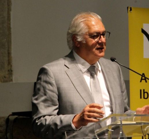 Reinventar o presente para termos futuro