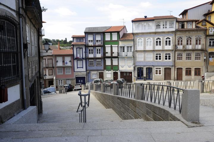 Portugal rebaja las medidas covid y prepara las elecciones
