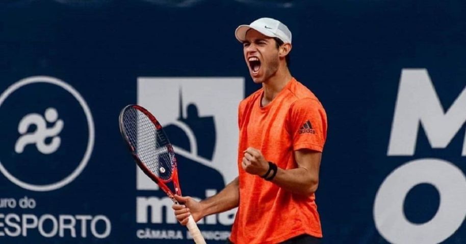 Nuno Borges, que comenzou na Escola de Municipal de Tenis de Maia, vence a Rafael Nadal e conquista o primeiro torneo ATP