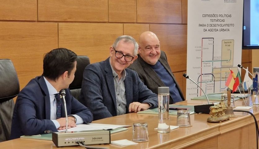 Carballo acolleu unha reunión do Eixo Atlántico para definir a estratexia conxunta en materia de política social