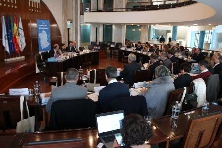 Eixo Atlántico plantea a Feijoó una batería de medidas urgentes para combatir la crisis económica en la Eurorregión